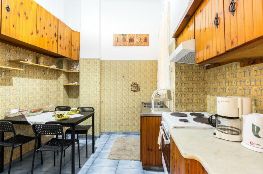 Beautiful Appartment Under Akropolis! Athen Eksteriør billede